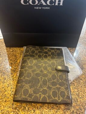 Coach Notebook in Signature Gold/Brown CDX99